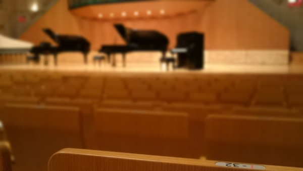 ピアノ