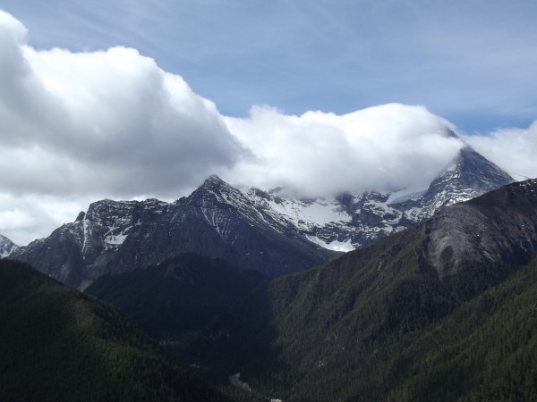 mountain-1311543_1920
